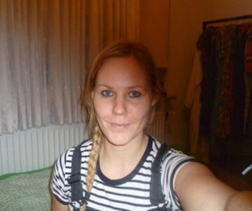 Reife Fotze sucht harten Schwanz